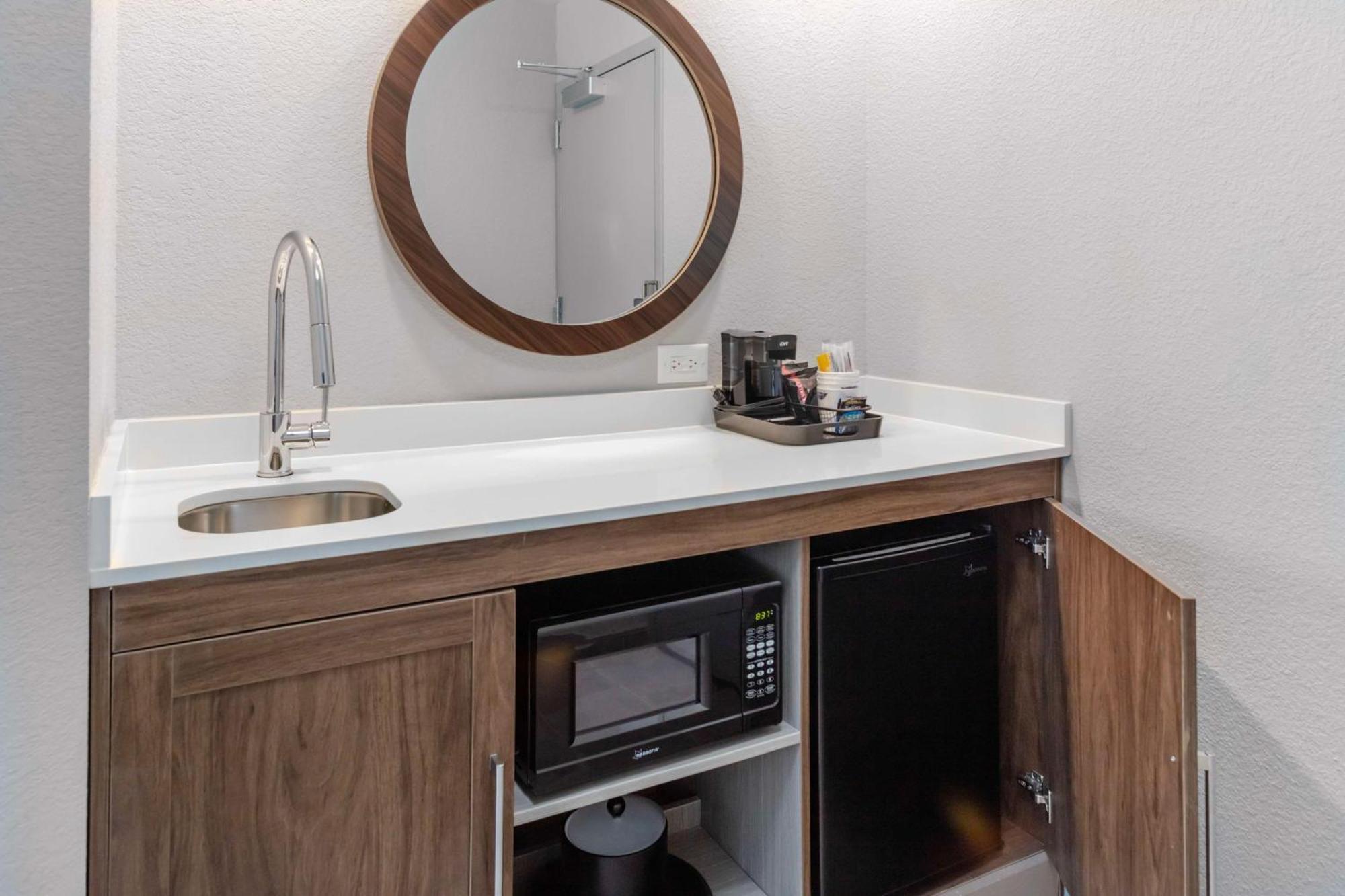 Hampton Inn & Suites Indianapolis West Speedway Eksteriør bilde